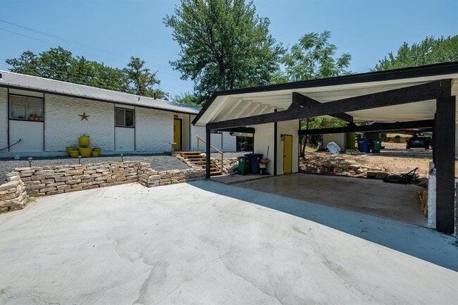 Photo - 1706 Elmhurst Dr