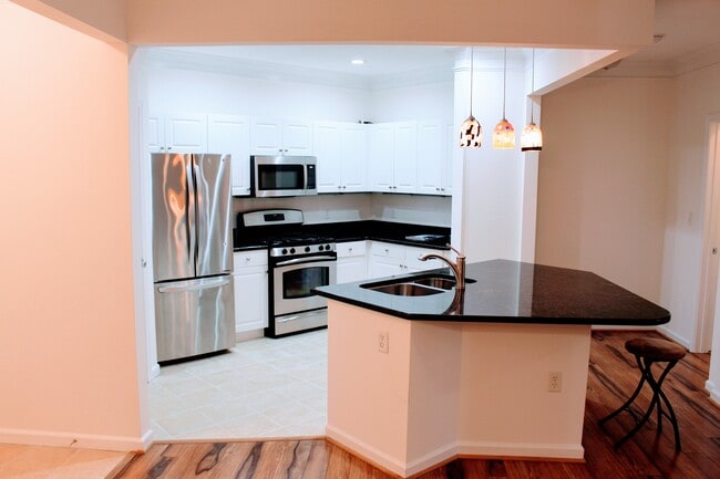 Photo - 23 Arch Pl Unit 273