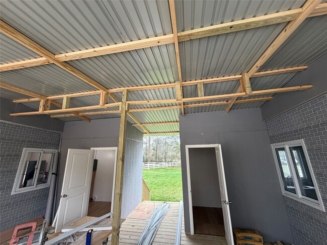 Photo - 15435 Esther Dr