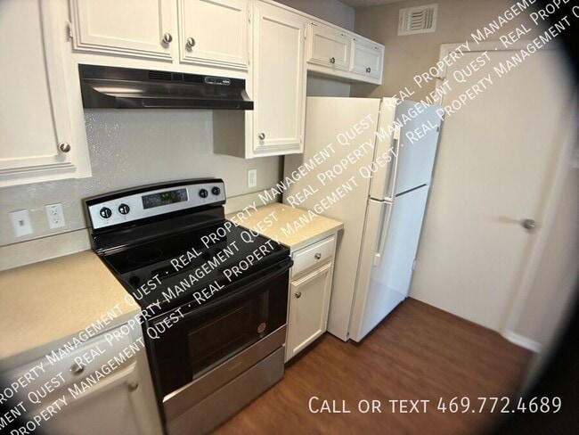 Photo - 143 Austin Stone Dr