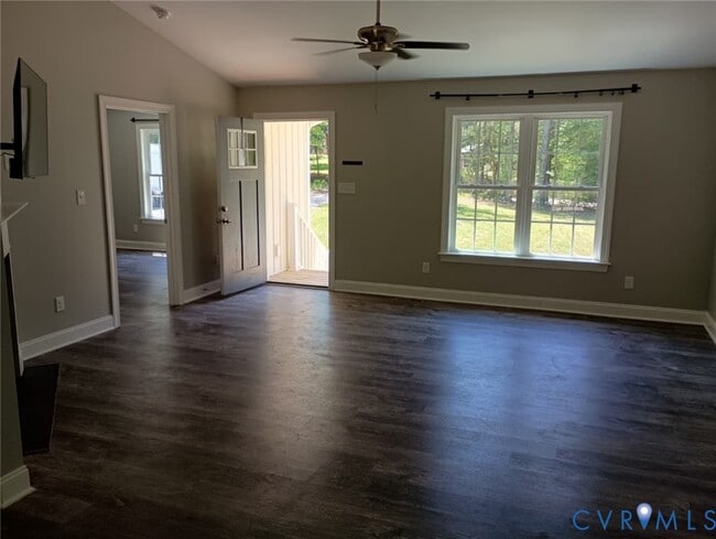 Photo - 741 Grapevine Rd