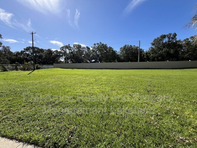 Photo - 8102 Waterview Way