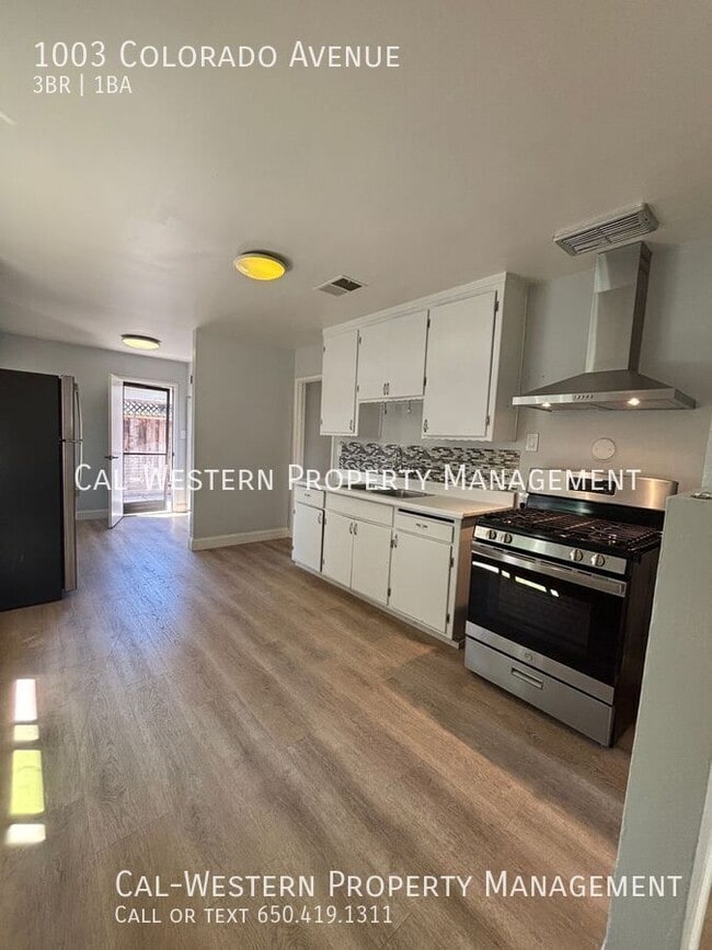 Photo - 1003 Colorado Ave