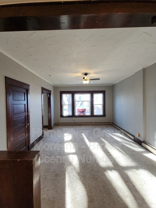 Photo - 534 S 3rd St W