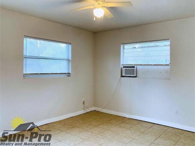 Photo - 708 Georgia St Unit 2