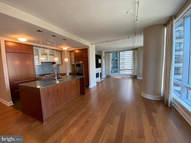 Photo - 1414 S Penn Square Unit 15F