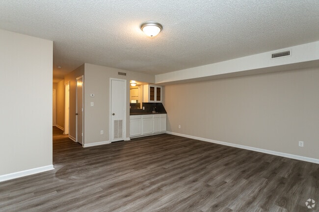 2BR,2.5BA - Apartments on 20th