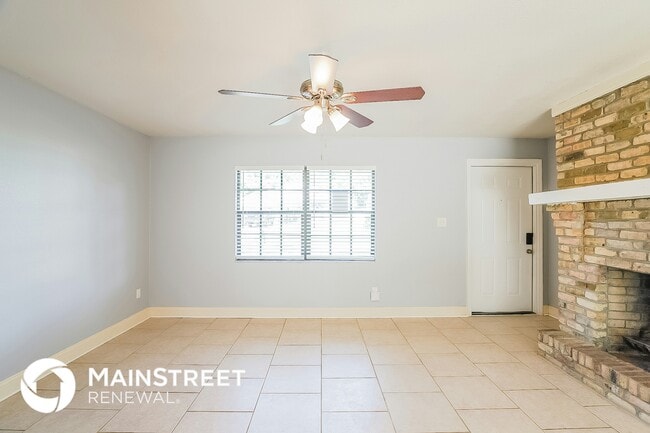 Photo - 7326 Carillon Ave