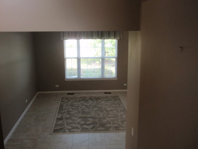 372 Shadow Creek Dr