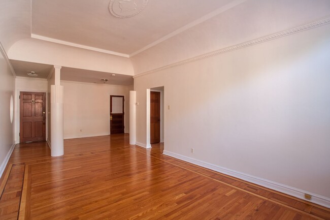 1BD's in Clayton's Treelined Moorlands Nei... - 1BD's in Clayton's Treelined Moorlands Nei... Apartment Unit #1