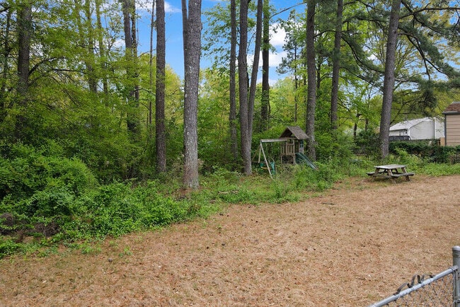 Photo - 4418 Englewood Rd