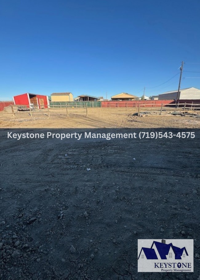 Photo - Horse Lover's Dream, Complete With Stable and Corral! 3 Bedroom/1 Bathroom Home $1500/$1500