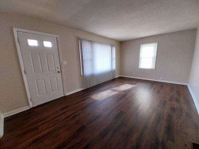 Photo - 1714 N Pearl St