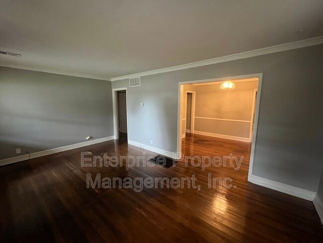 Photo - 609 Houston St