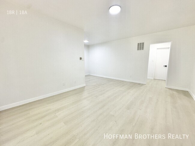 Photo - 243 S Carondelet St Unit 6