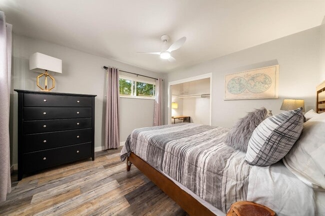 Photo - 5904 40th St