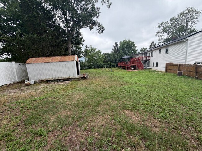 Photo - Spacious 4-Bedroom Home on a Large Lot in Toms River