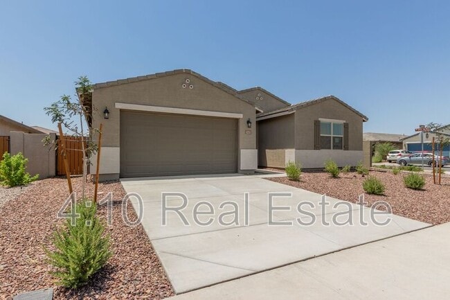 Photo - 35405 W Catalan St House