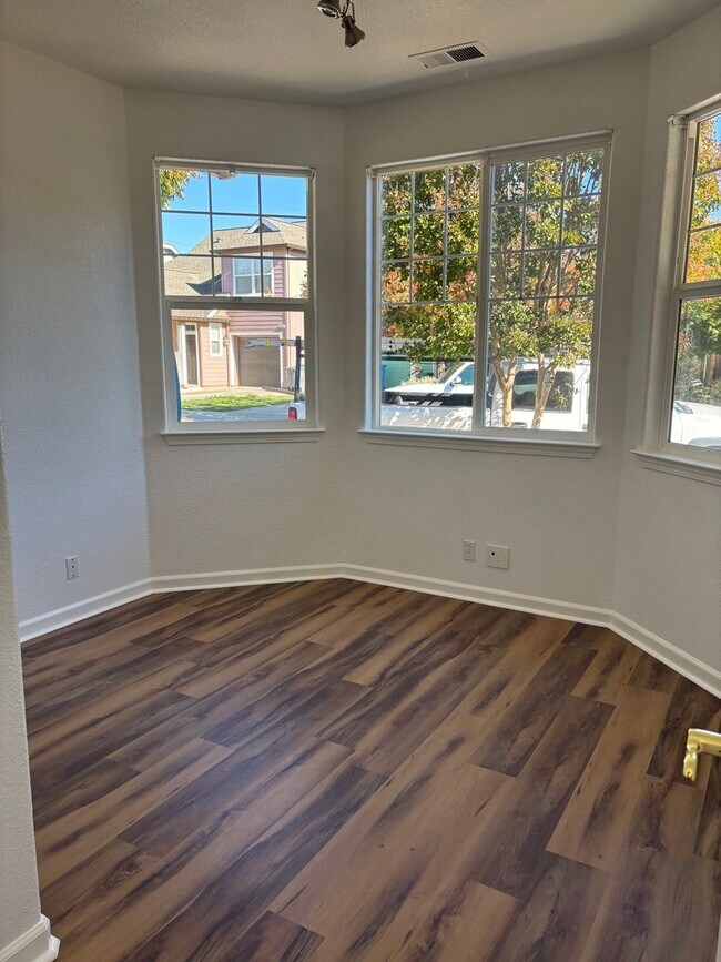 Photo - rh2643bussdr Unidad 2643