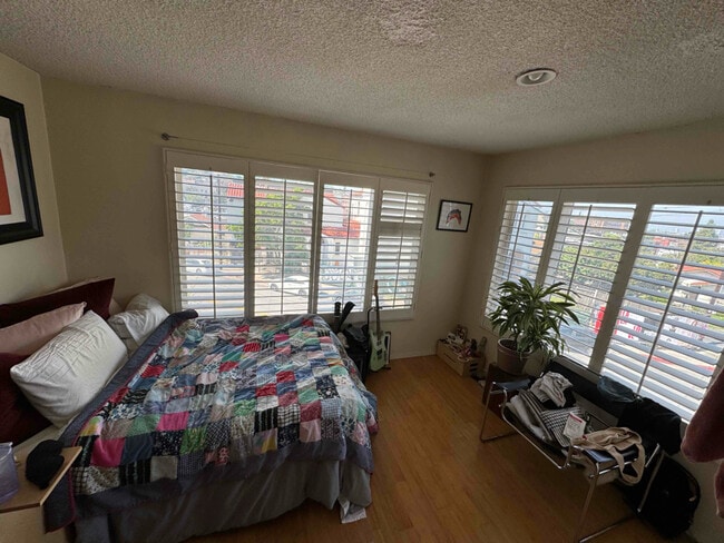 Photo - 1630 Griffith Park Blvd Unit 1