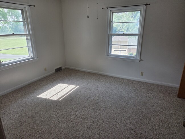 Bedroom - 420 Muth Rd Unit 420