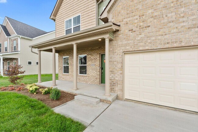 Photo - 453 Friendly Ave