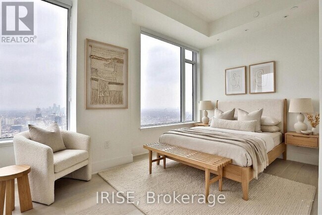 Photo - 11 Yorkville Ave Unit 5202