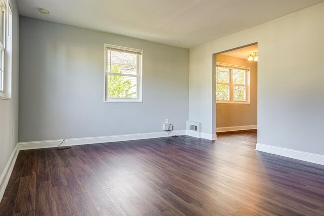 Building Photo - 3712 13th St N Rental