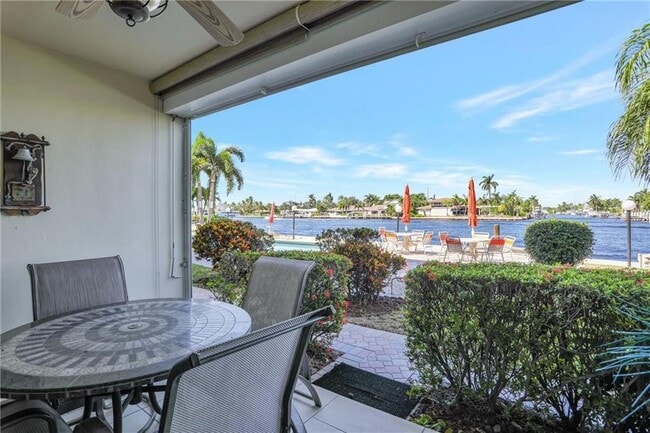 Building Photo - 505 N Riverside Dr Unit 4