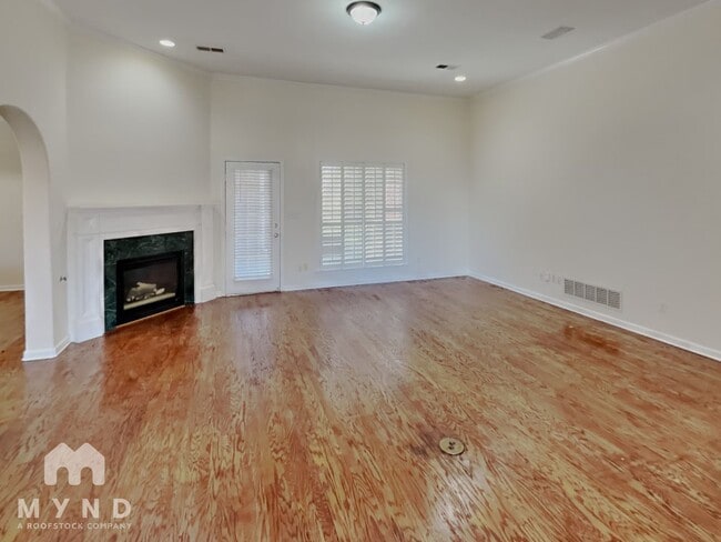 Photo - 4491 Brighton Cir