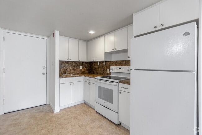 Studio - 480SF - MIAMI CONDO HOLDINGS