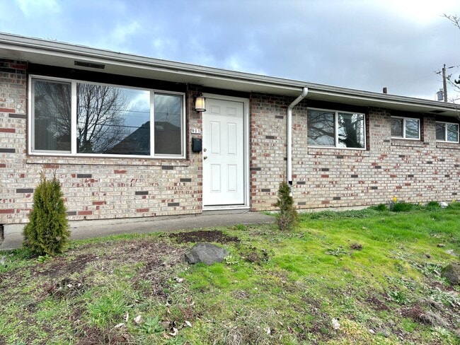 Building Photo - HALPC04 Unit 911