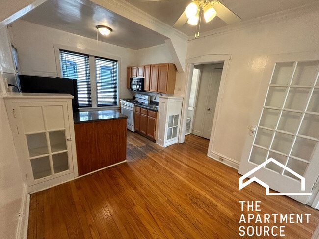 Photo - 3904 W Argyle St Condo Unit 3C