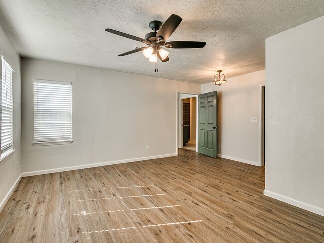 Photo - Beautiful 3 bed, 2 bath home in Norman