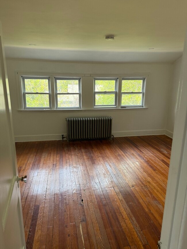 Photo - 606 Penfield Ave Unit 3
