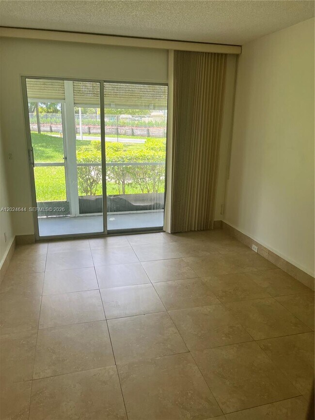 13500 SW 1st St Unit 112U