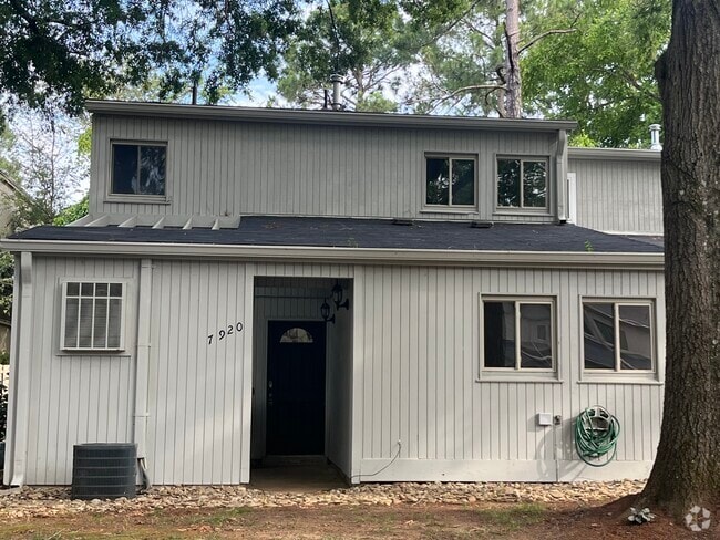 Building Photo - 7920 Horse Chestnut Ln Rental