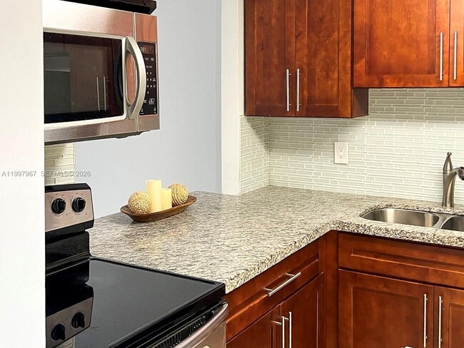 Photo - 211 NE 8th Ave Unit 107