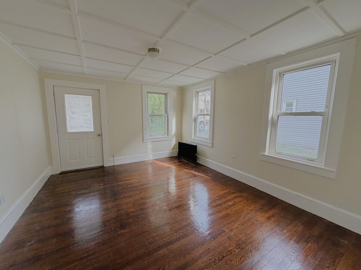 Photo - 8 Crystal St Unit 8 Crystal Street Apt A