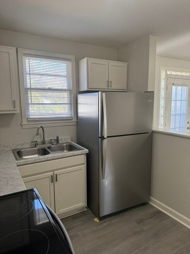 Building Photo - 1108 Bell Grimes Ln