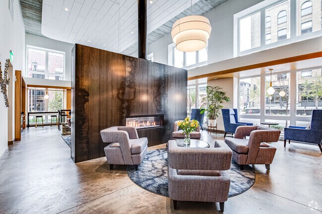 Lobby Lounge - Borealis Apartments