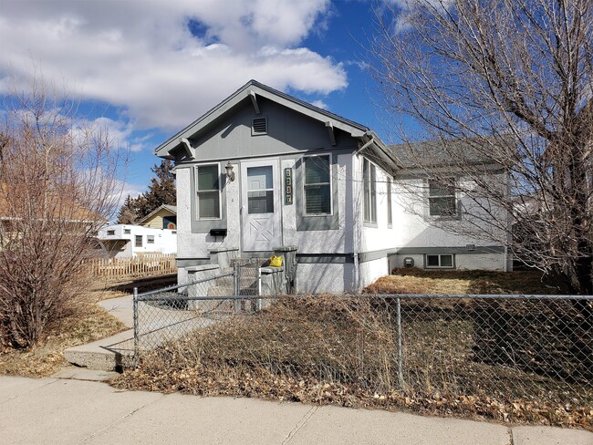 Photo - 1237 S Cherry St House