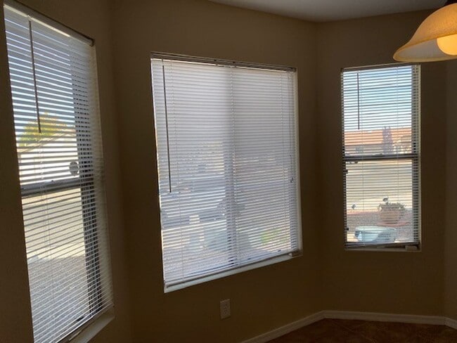 1786 Silverado Dr