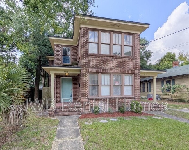 Photo - 2248 Dellwood Ave