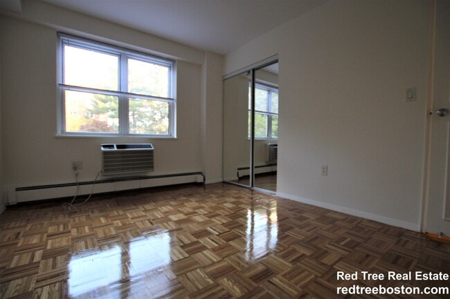 175 Freeman St Unit 722