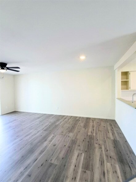 Photo - 500 Tiki Dr Unidad 107B