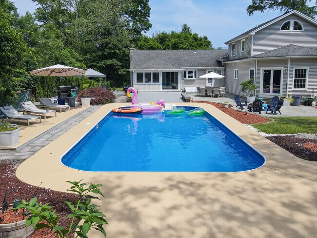 Photo - 2107 N Benson Rd