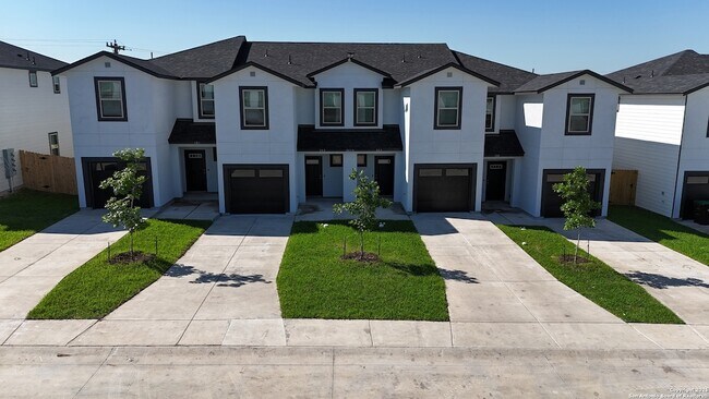 Building Photo - 8410 V. Verona Rental