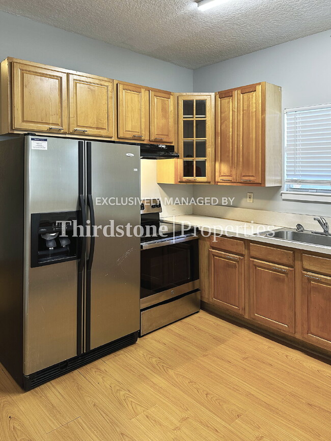 Photo - 320 W 22nd St