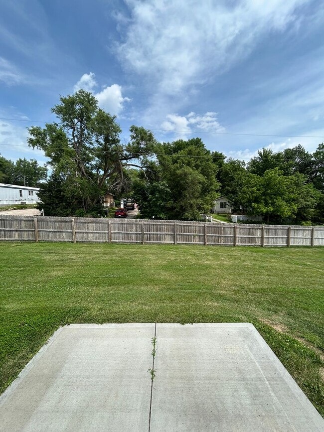 Photo - Spacious 4 Bedroom Duplex Near Village Pointe